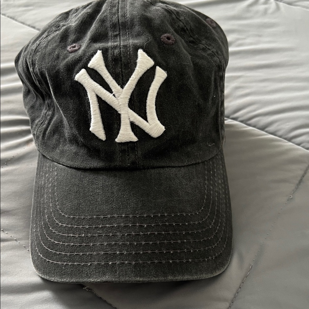 NY Yankees hat women’s